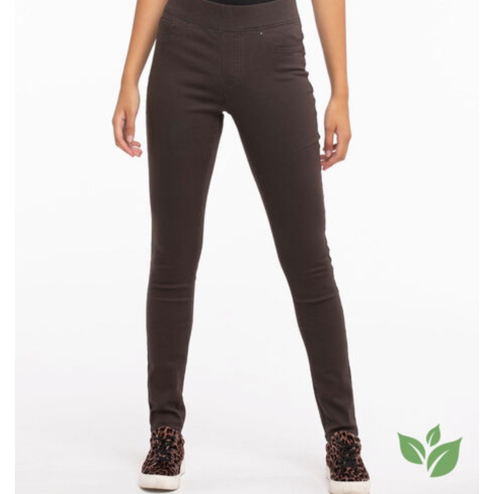 Ricki’s Eco-Friendly Pull-On Jegging